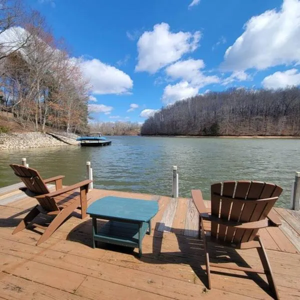 Lakeside Haven Dock/Slip Fire Pit Game Room Kayaks, hotel a Winchester