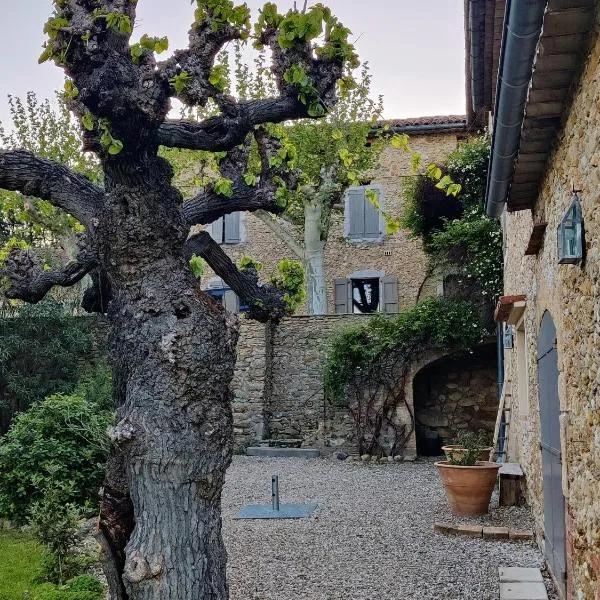Gite proche de la Bambouseraie, hotel v destinaci Boisset-et-Gaujac