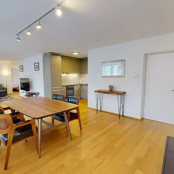 Amazing/sunny 2 bedroom flat in the city center (West 6), Hotel in Zürich