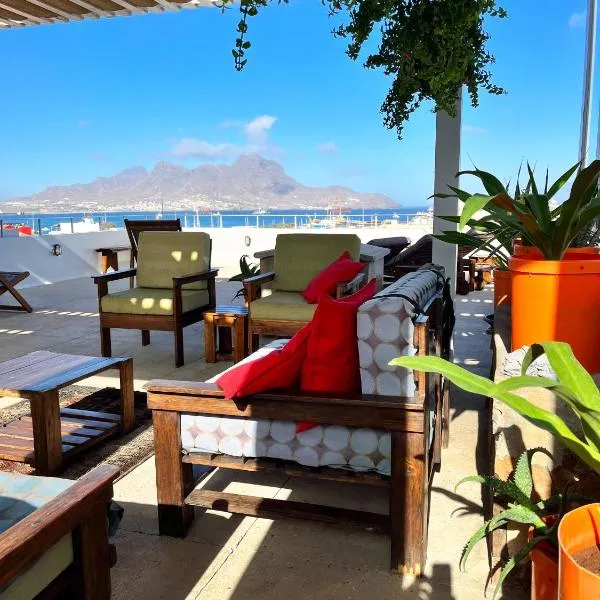 Casa de Poço Guest House and Gallery, hotel v destinaci Mindelo
