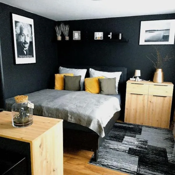 Love Home, hotel in Horní Heršpice