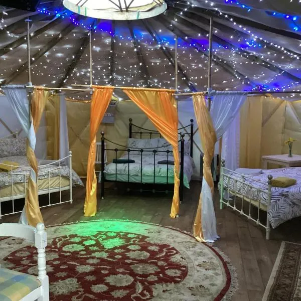 Vigo Retreat Yurt, hotel v destinaci Wrotham
