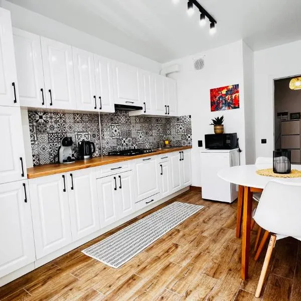 Luxury apartament Buiucani, khách sạn ở Chişinău