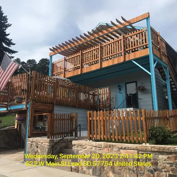 West Main Lodge, 3 bedroom, hotel v destinaci Lead