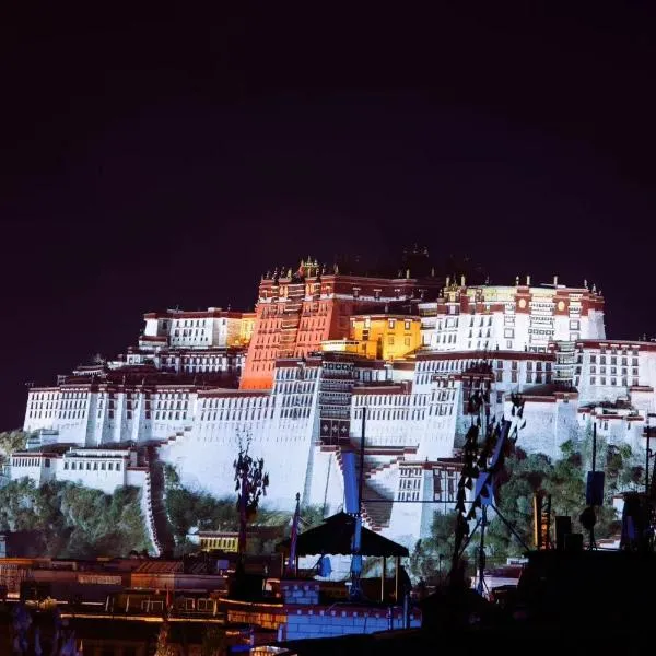 Shambhala Palace Hotel, hotel v destinaci Lhasa