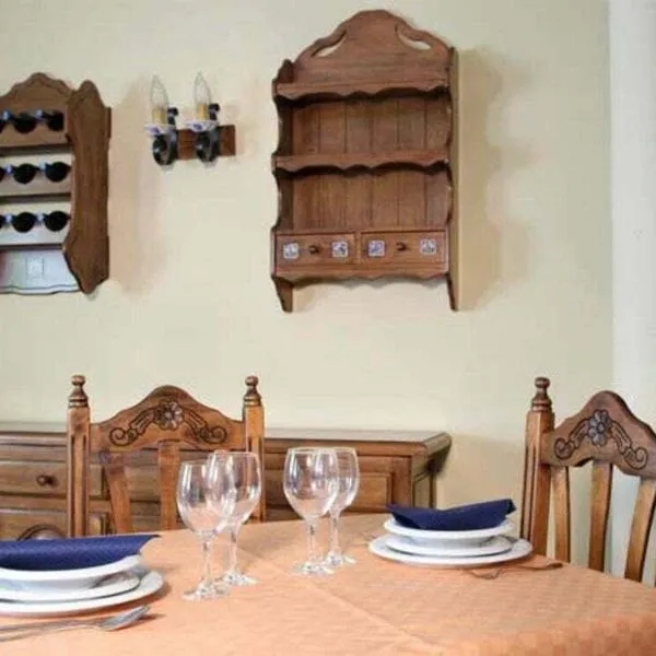 LA POSADA DEL HORNO, hotel v destinaci Valdecuenca