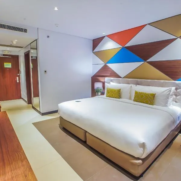Summit Hotel Naga, hotel v destinaci Naga