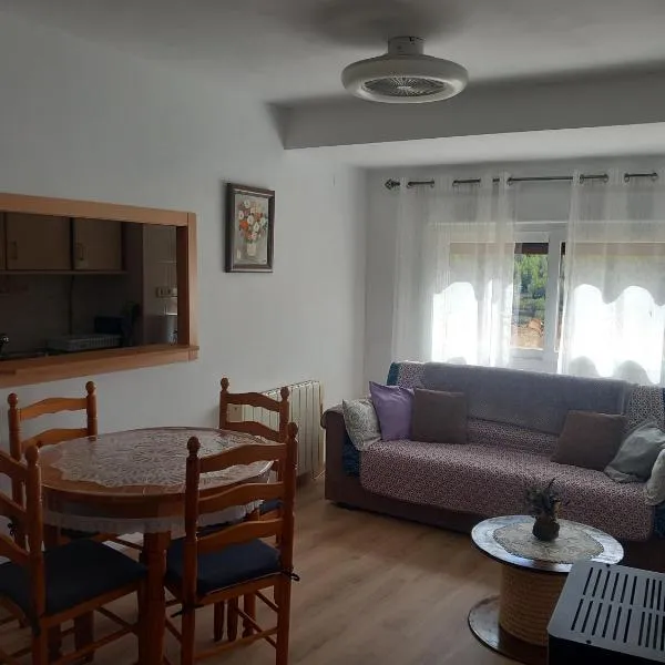 Apartamento Plano Royo 2º, hotel en Villahermosa del Río