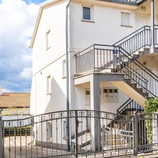 Apartman 5, hotel v destinaci Selce