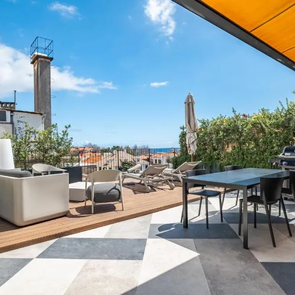 Exclusive Terrace Apartment at Savoy Insular, hotel en Funchal
