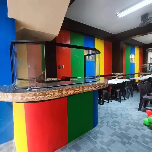 D & G Transient House, hotel v destinaci Pintuyan