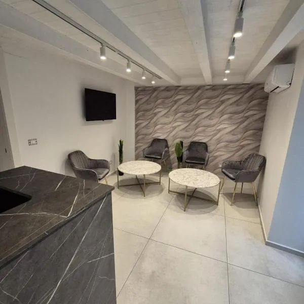 La Maison de Rosaline Rooms, hotel in Barletta