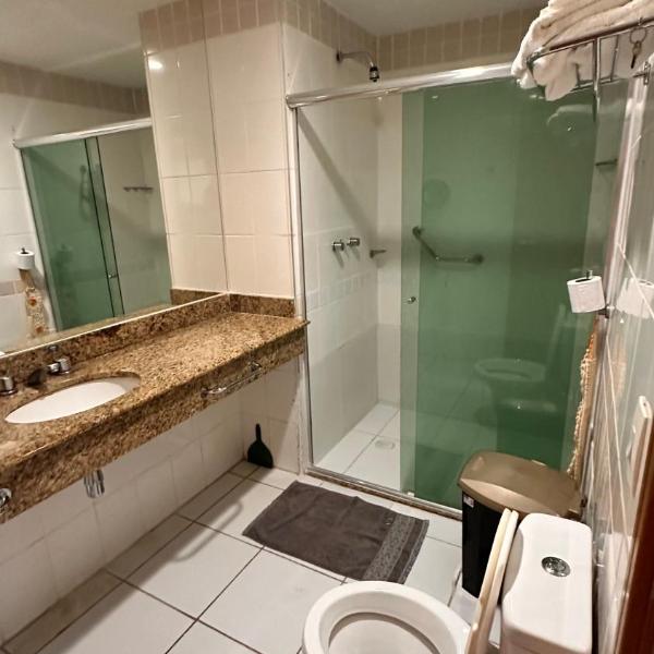 Apartamento no tropical executive hotel com varanda, 1 cama de casal e 2 camas de solteiro - Foto 3