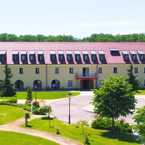 Hotel Dvorac Jurjevec, hotel v destinácii Lekenik
