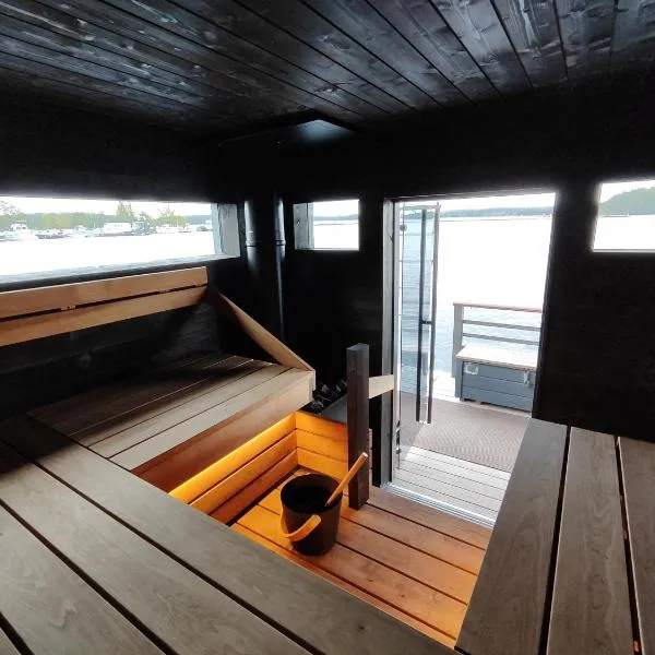 Saunalautta Sisu, hotel in Imatra