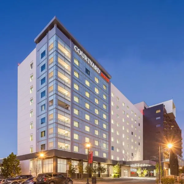 Courtyard by Marriott Chihuahua, hotel in Salitre
