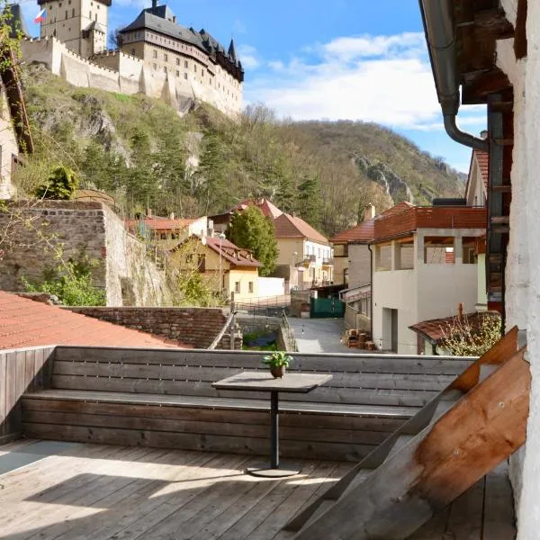 Karlštejn 34, hotel v Karlštejne