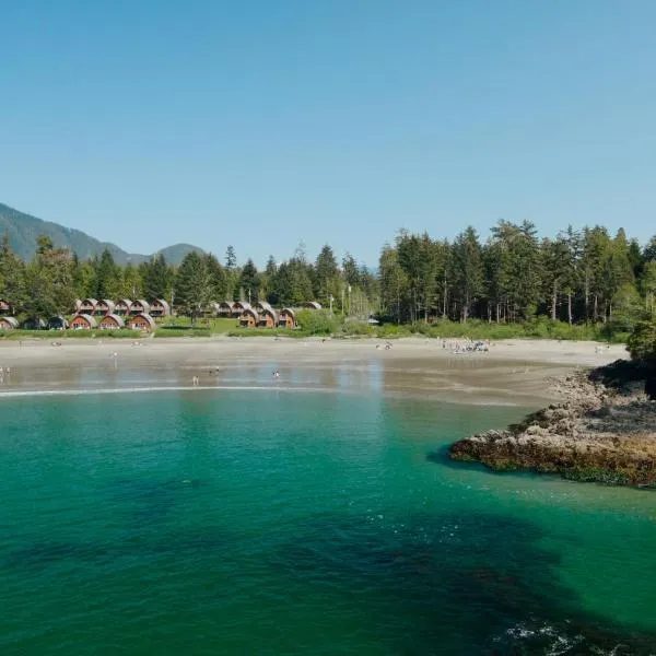 Ocean Village Resort, hotel in Tofino