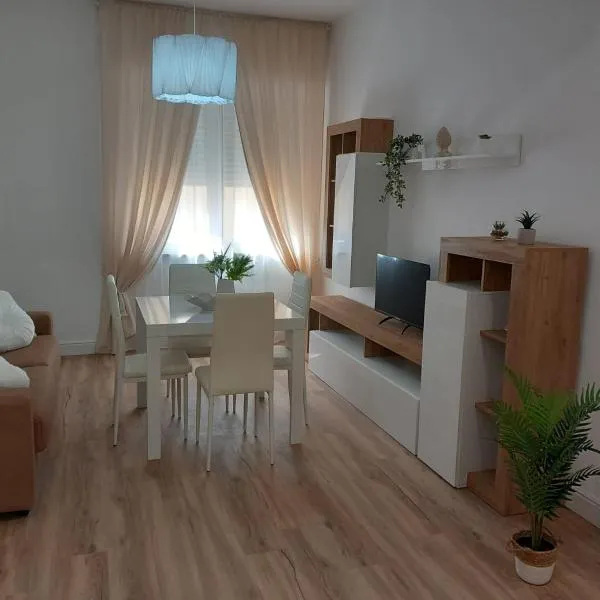 La dolce vita casa vacanze, hotel in Cisterna di Latina