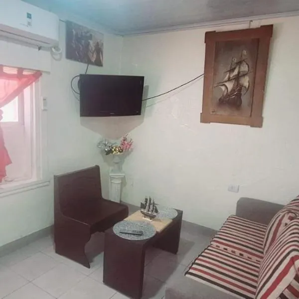 Apartamento MADERO, hotel en Villa Madero