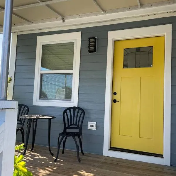 Updated,spacious, maritime 3BR downtown cottage, hotel in St. Augustine
