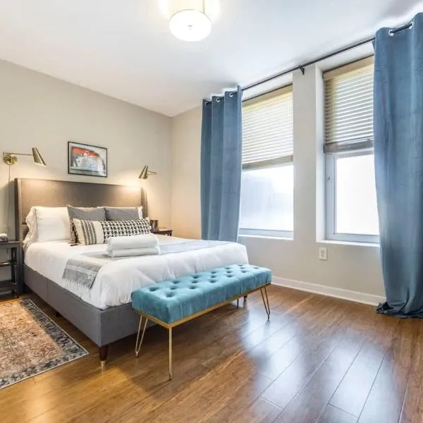 Sleek Apt in Historic DT Macon, hotel in Macon