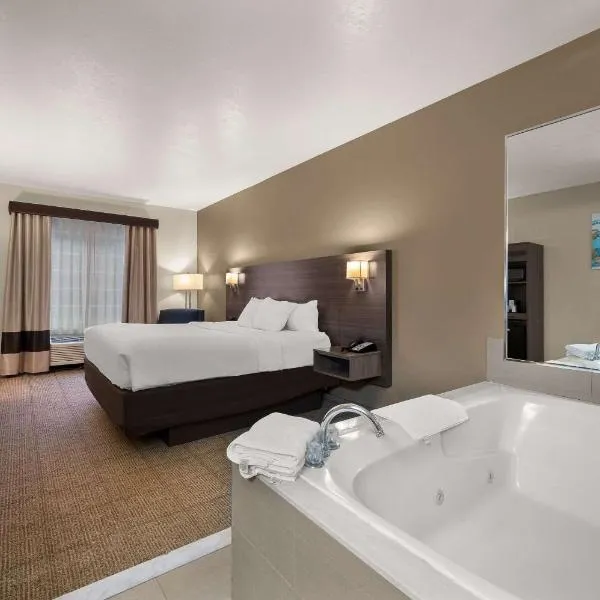 Comfort Inn & Suites, hotel en Hartland