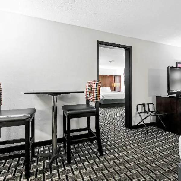 Comfort Suites Williamsburg Historic Area, hotel in Ordinary