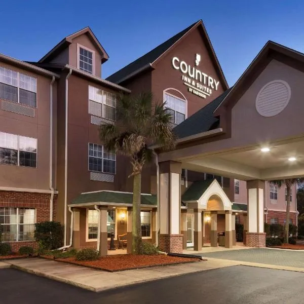 Country Inn & Suites by Radisson, Brunswick I-95, GA, hotell i Brunswick
