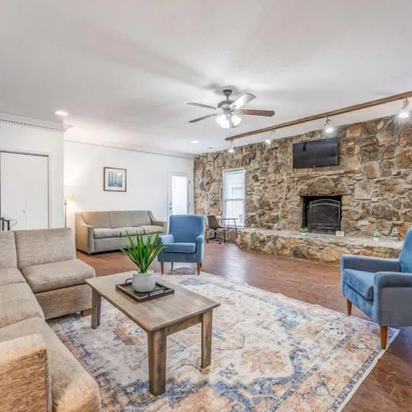 20 Minutes from Downtown - Blues City Retreat, hotel en Memphis