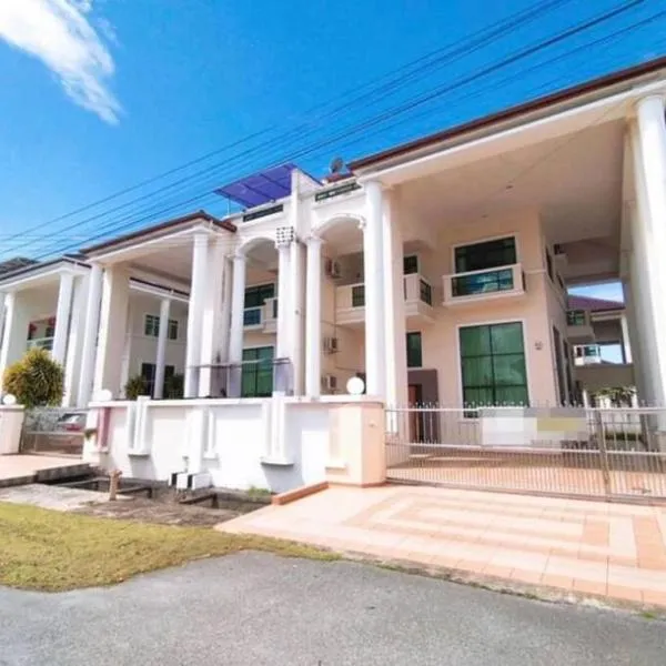 Home away from home, hotel v destinaci Miri