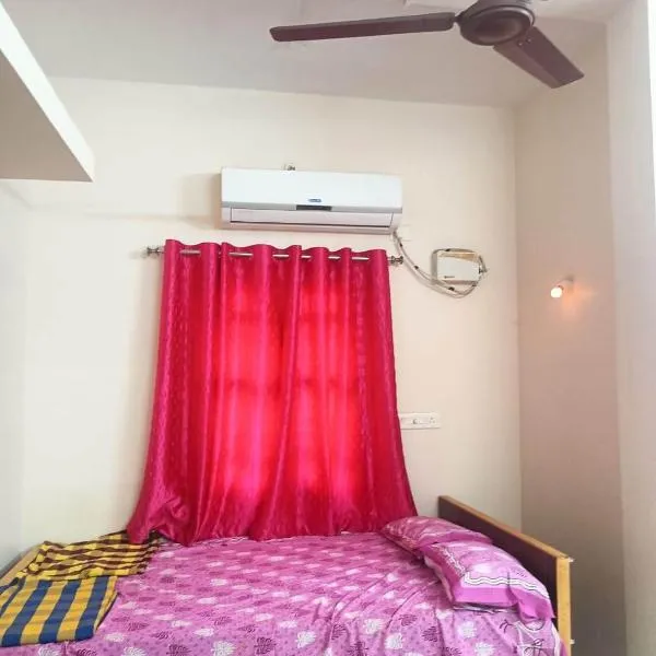 KG Homes, hotell i Mannārgudi