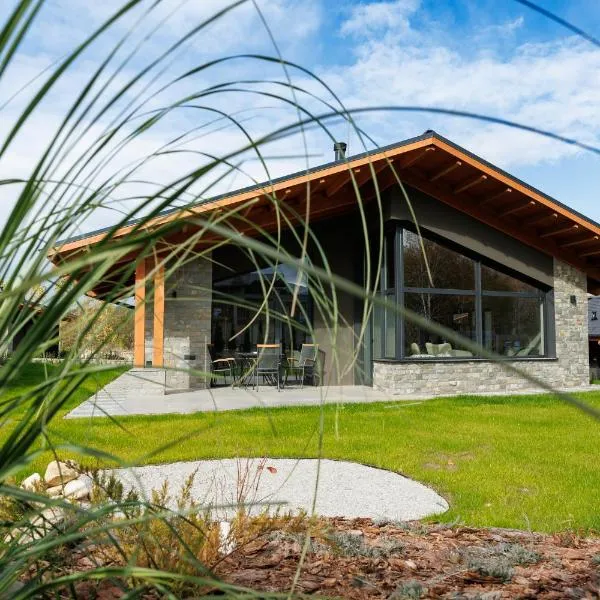 Local Stay Villas, hotel in Bansko