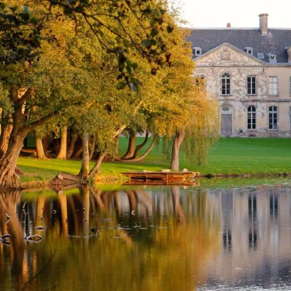 ABBAYE DE BLANCHELANDE, hotel v destinaci Neufmesnil