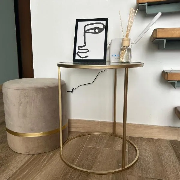 Design Home at garda Lake, hotel v destinácii Desenzano del Garda