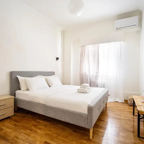 Acropolis Delux 1st FLR Aprt up 4 guests by LODGESPOT, hotel Athénban
