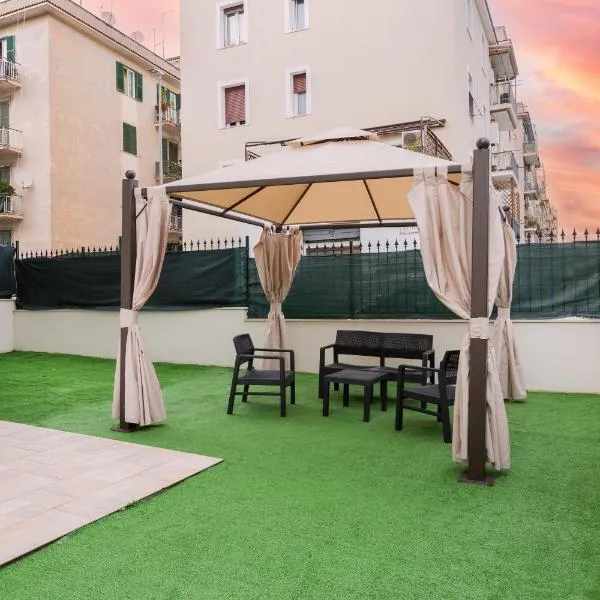 Luciano Secret Garden Apartment, hotel i Rom