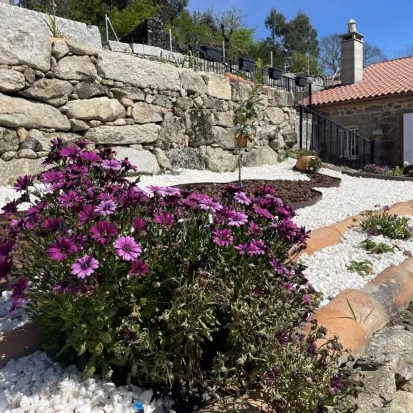 YourHouse A Casa Da Corona casa rural, hotel di Parada del Monte