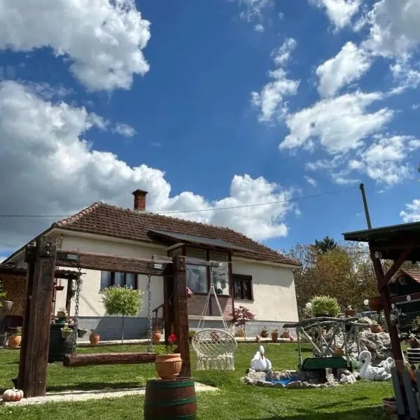Dolina mira, hotel in Knić