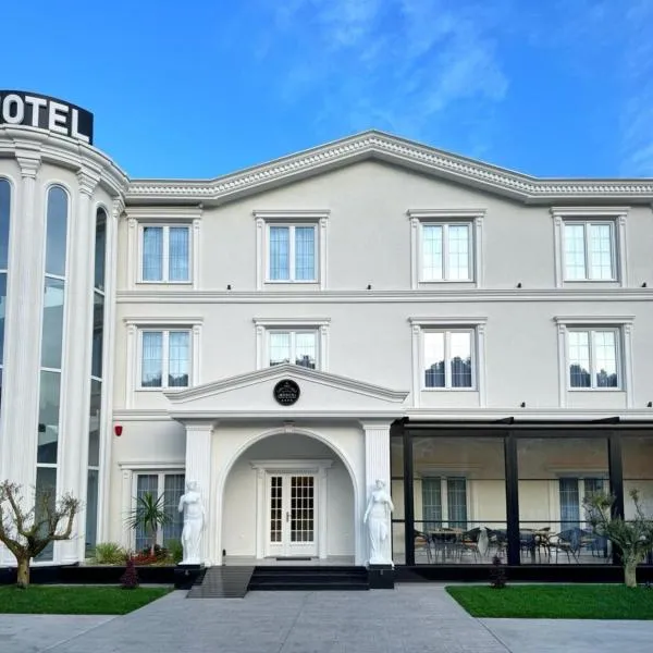 Reign Hotel – hotel w mieście (( Barç ))