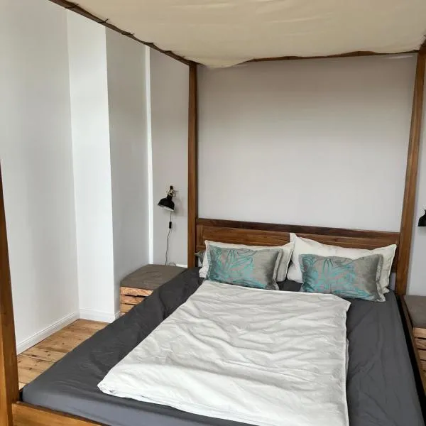 2 Zi Whg zentral, Altbau, renoviert 4P, hotel Hannoverben