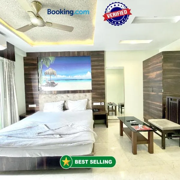 Hotel R R . Puri fully-air-conditioned-hotel near-sea-beach-&-temple with-lift-And restaurant-availability, hotel in Puri