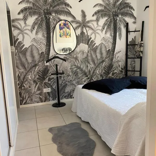 Micca, hotel in Châteauneuf-sur-Charente