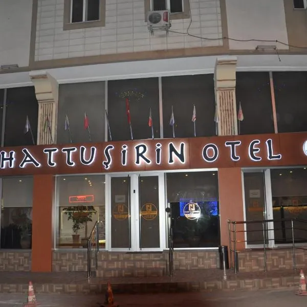 Hattuşirin Hotel، فندق في جوروم