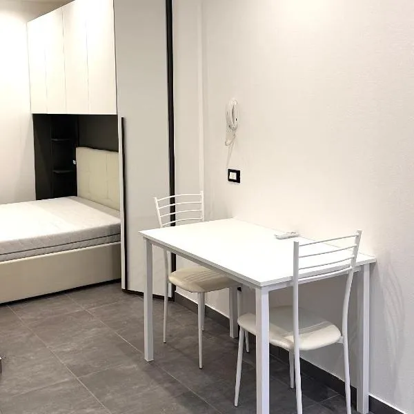 Appartamento silver white, hotel in Cremona