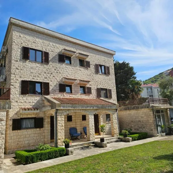 Bravo Plus, hotel in Budva