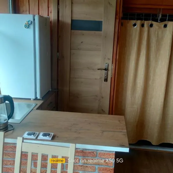 apartament w ogrodzie, hotel v destinaci Hlucholazy