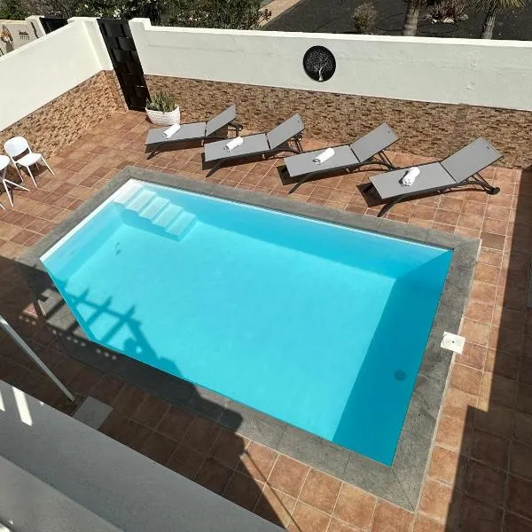 Villa Crotos, ξενοδοχείο σε Costa Teguise