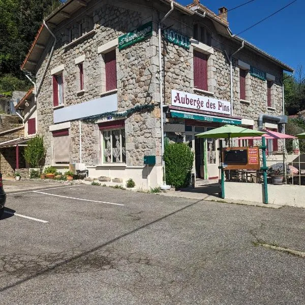 Auberge Des Pins, hotel in Saint-Didier-sous-Aubenas