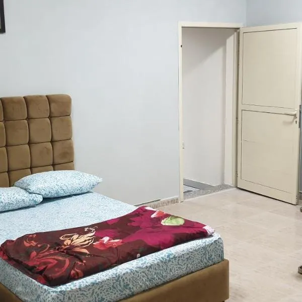 HOUSE IN AL AIN - 3, hotel in Al Ain